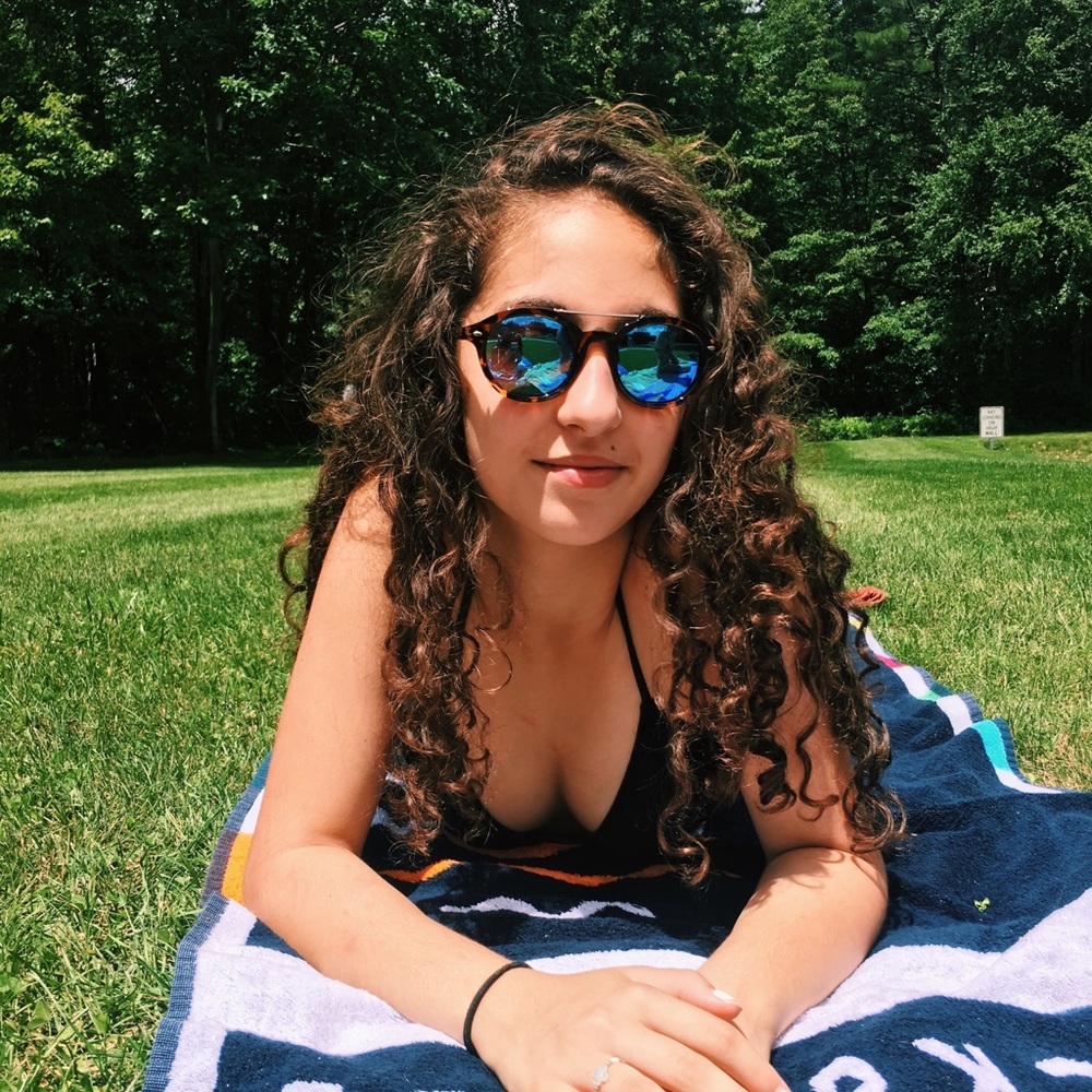 Meet your Posher, Myra